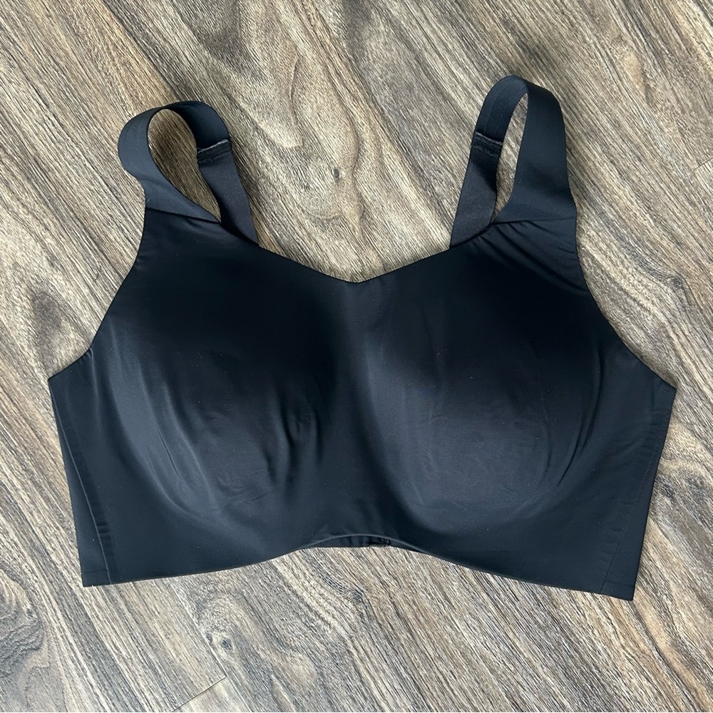 Knix Sz 7+ Catalyst High Impact Wireless Adjustable Straps Eye Hook Clasp Bra